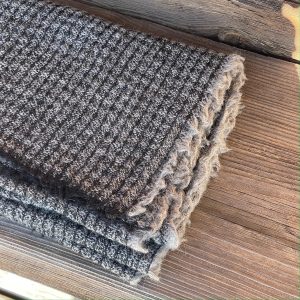 Villashaali Vohveli, harmaa/musta